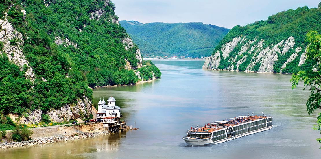 Amadeus Elegant cruising the Danube Delta